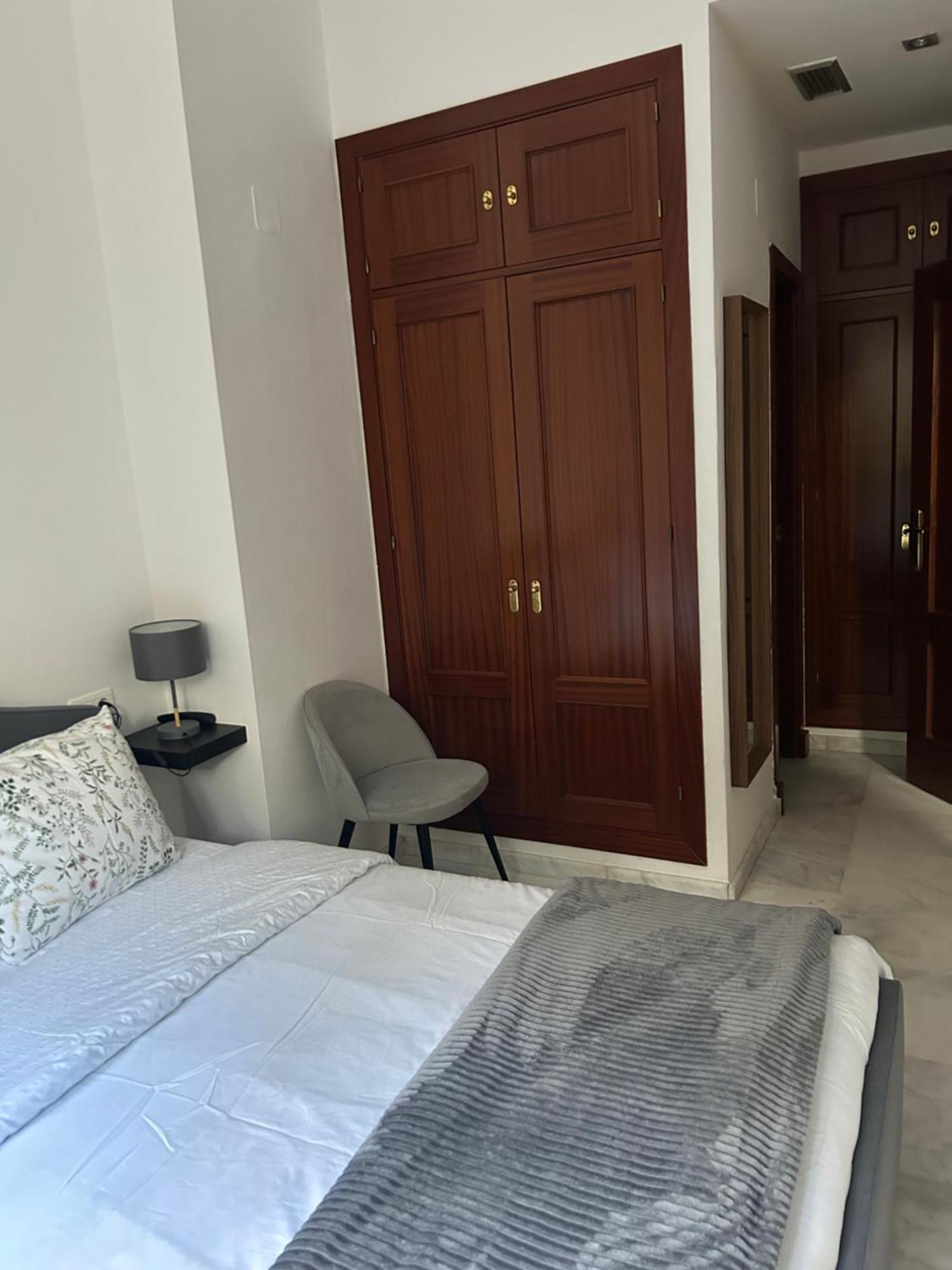 Apartamento Proximo Al Centro De 2 Dormitorios Con Piscina. Sevilla Exterior foto
